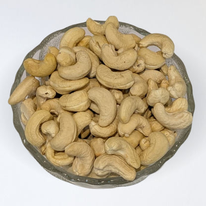 Whole Cashew – Naturally Rich Cashews